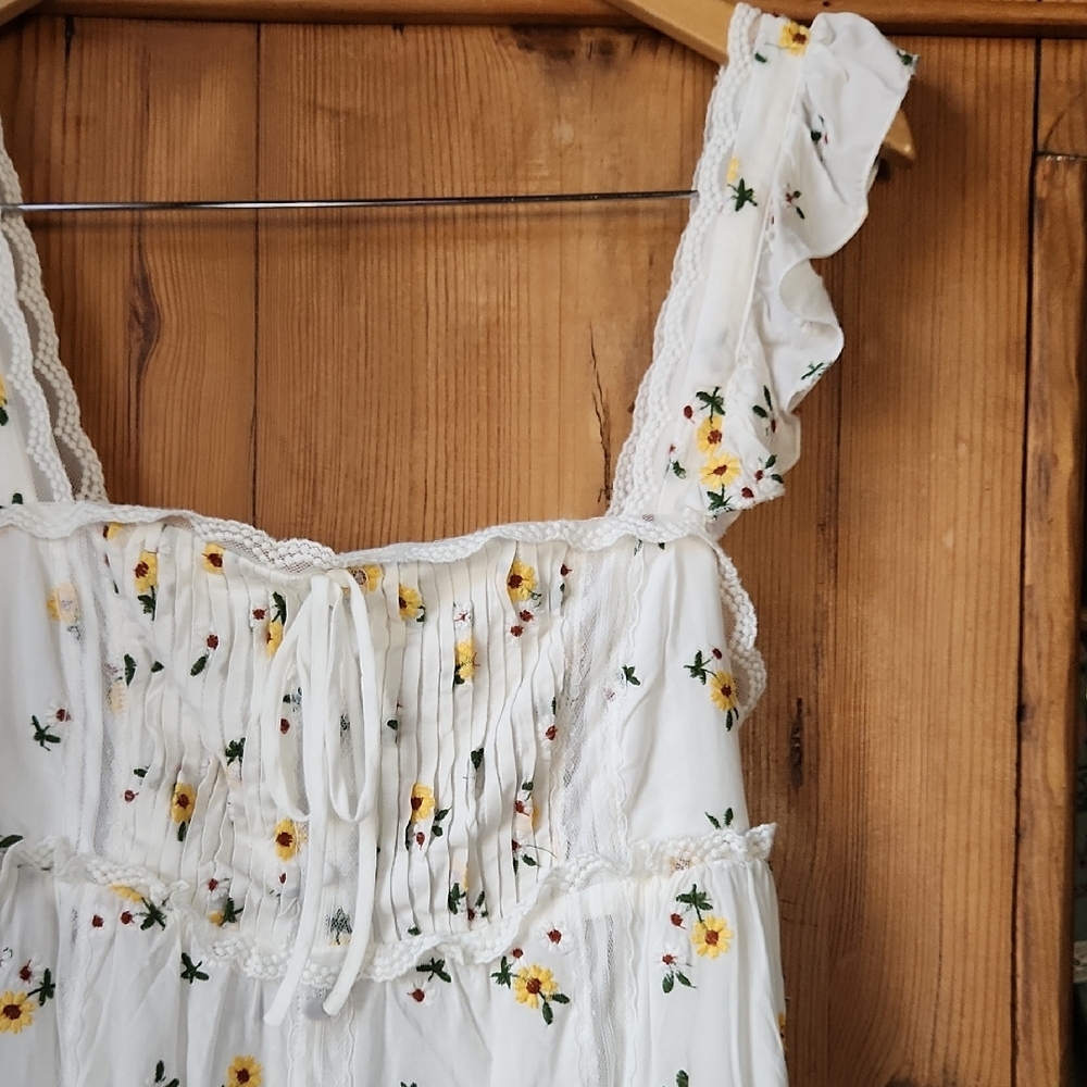 VTG Style Floral White Sunflower Dress - Picture 2 of 5